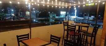 Encantador Estudio Céntrico con Terraza Privada