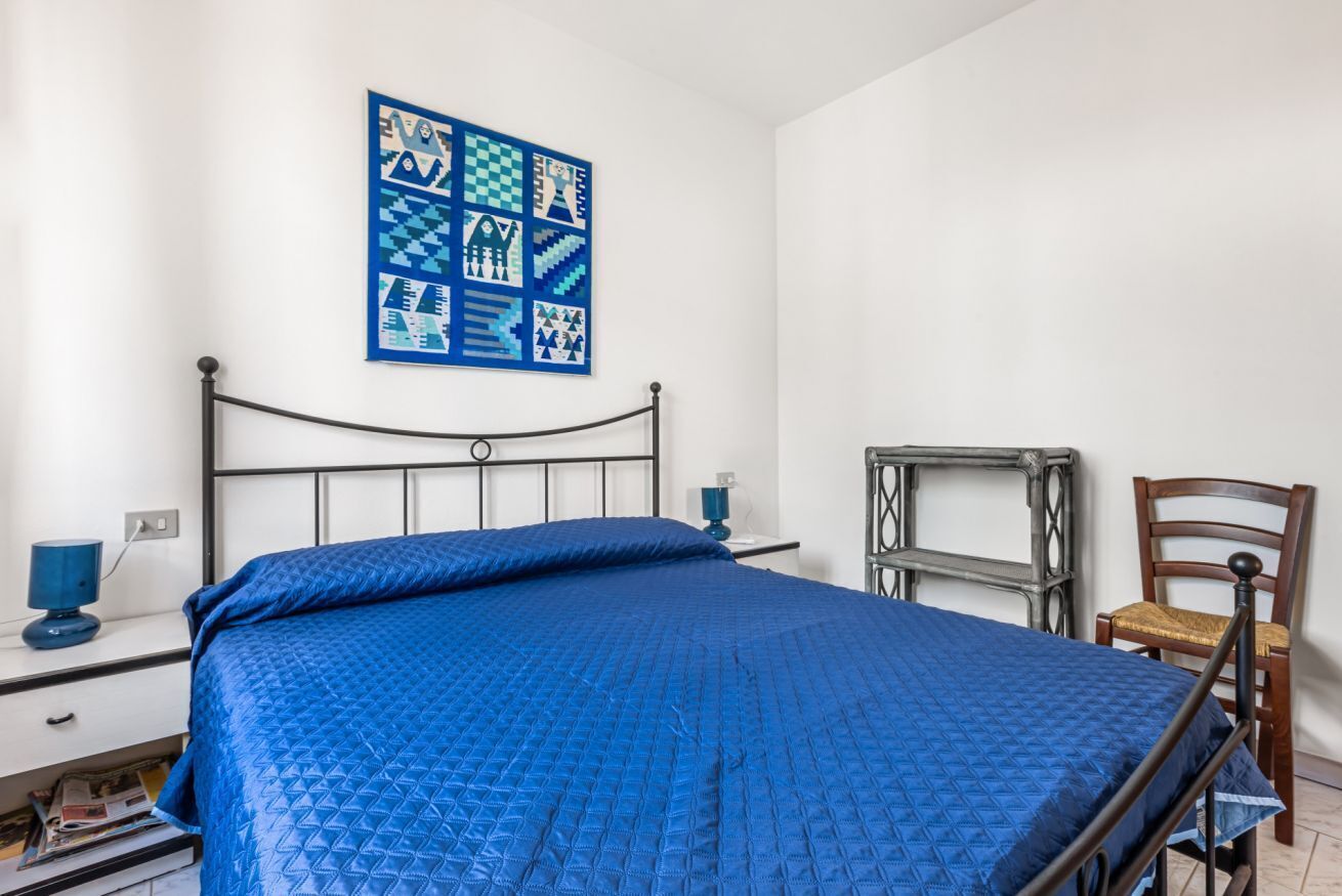 1 chambre, fer et planche à repasser, Wi-Fi, literie fournie