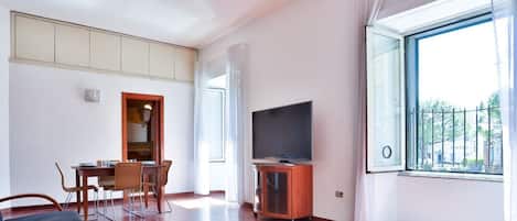 Fernseher