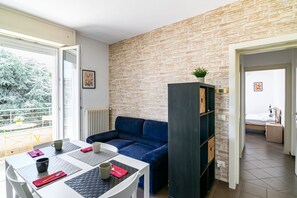 Interior - GuestHost - 100 meters from the sea and 2 km from the fair, our apartment is located on the second and last floor of a building with a lift (NOT suitable for disabled people). There are two steps at the entrance.In 45 m2 of space it comfortably accommoda (Rivabella)