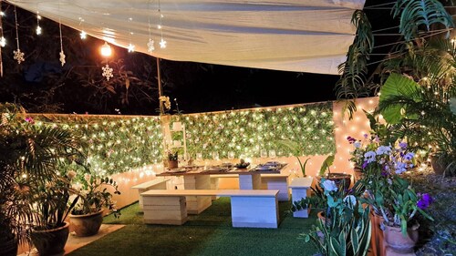  November T Lodge . Cozy budget house.