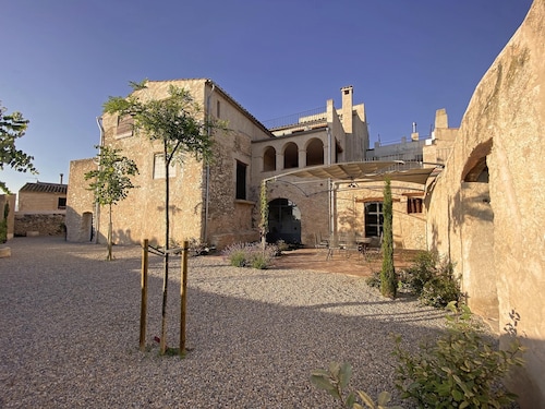 Pleasant village house, Garden. Private pool