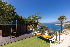Property grounds - SorrentoVibes - Villa Panorama with private pool & view (Massa Lubrense)