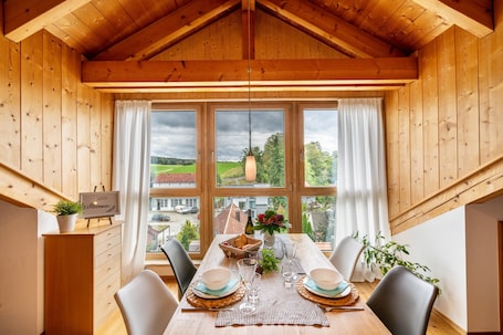 Dining. Apartment 'Ferienwohnung Breitenberger' with Lake View, Balcony and Wi-Fi