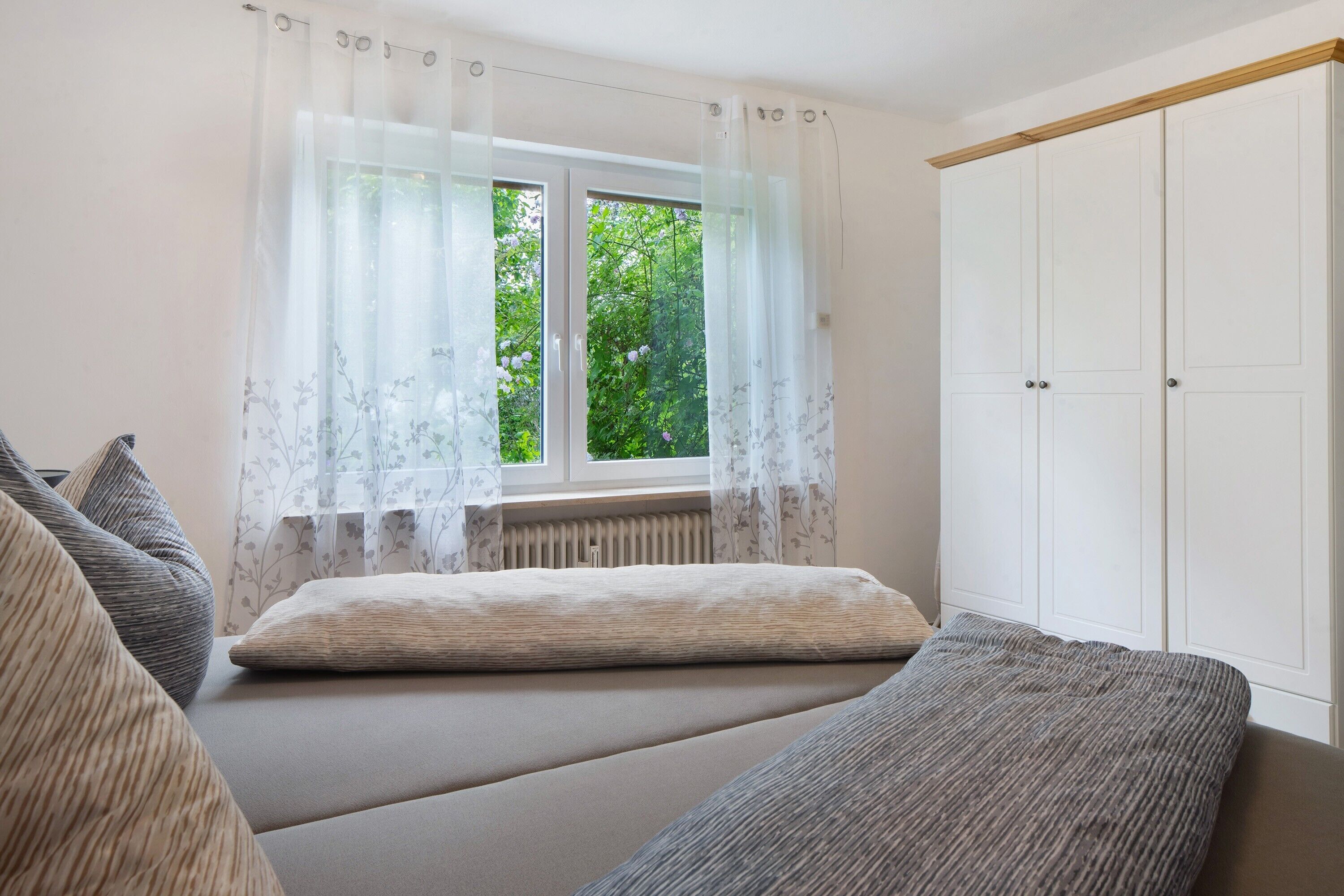 1 chambre, fer et planche à repasser, Wi-Fi gratuit, draps fournis
