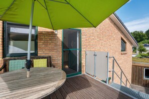 Property grounds - Apartment 'Ferienwohnung 'Sonneck'' with Balcony and Wi-Fi (Eckernförde)