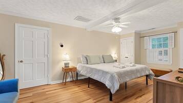 1 chambre, fer et planche Ă repasser, accĂšs Internet, draps fournis