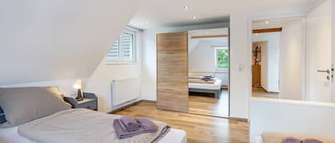 1 室のベッドルーム、WiFi (無料)、ベッドシーツ