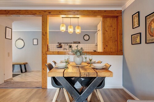 Ferienwohnung 'Romantische Whg In Ruhiger Lage' mit Privatem Garten und WLAN