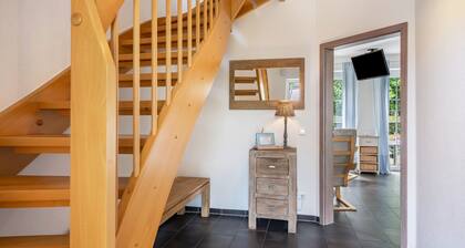 Ferienhaus 'Haus Am Dorfteich B Eingefriedet' mit privater Terrasse, Gemeinschaftsgarten und WLAN