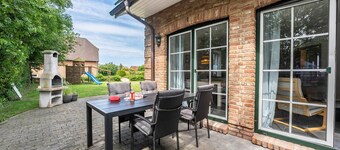 Casa vacanze 'Haus Am Dorfteich B Eingefriedet' con terrazza privata, giardino condiviso e Wi-Fi