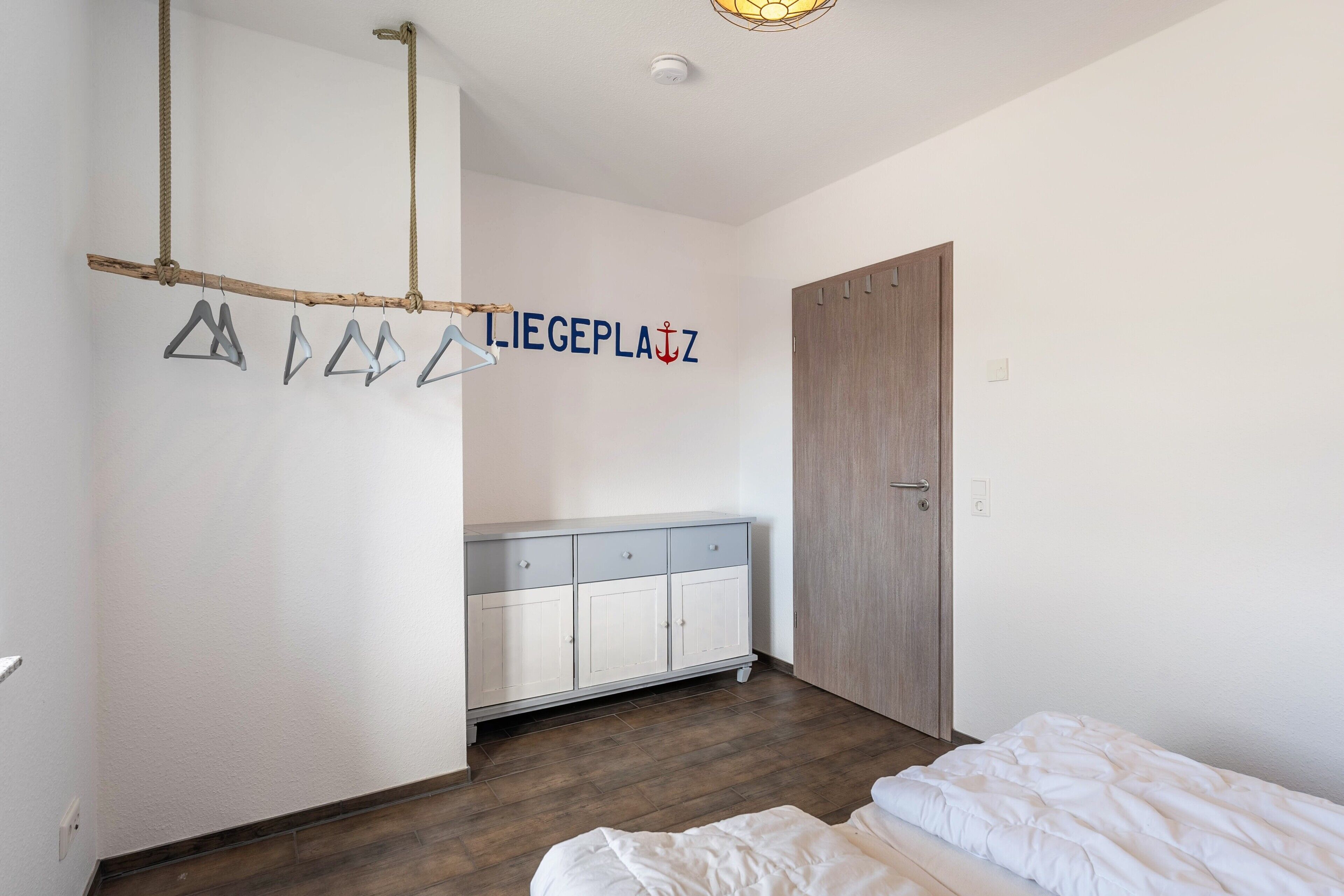 2 makuuhuonetta, silitysrauta/-lauta, ilmainen Wi-Fi