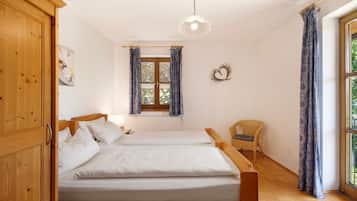 2 bedrooms, free WiFi, bed sheets