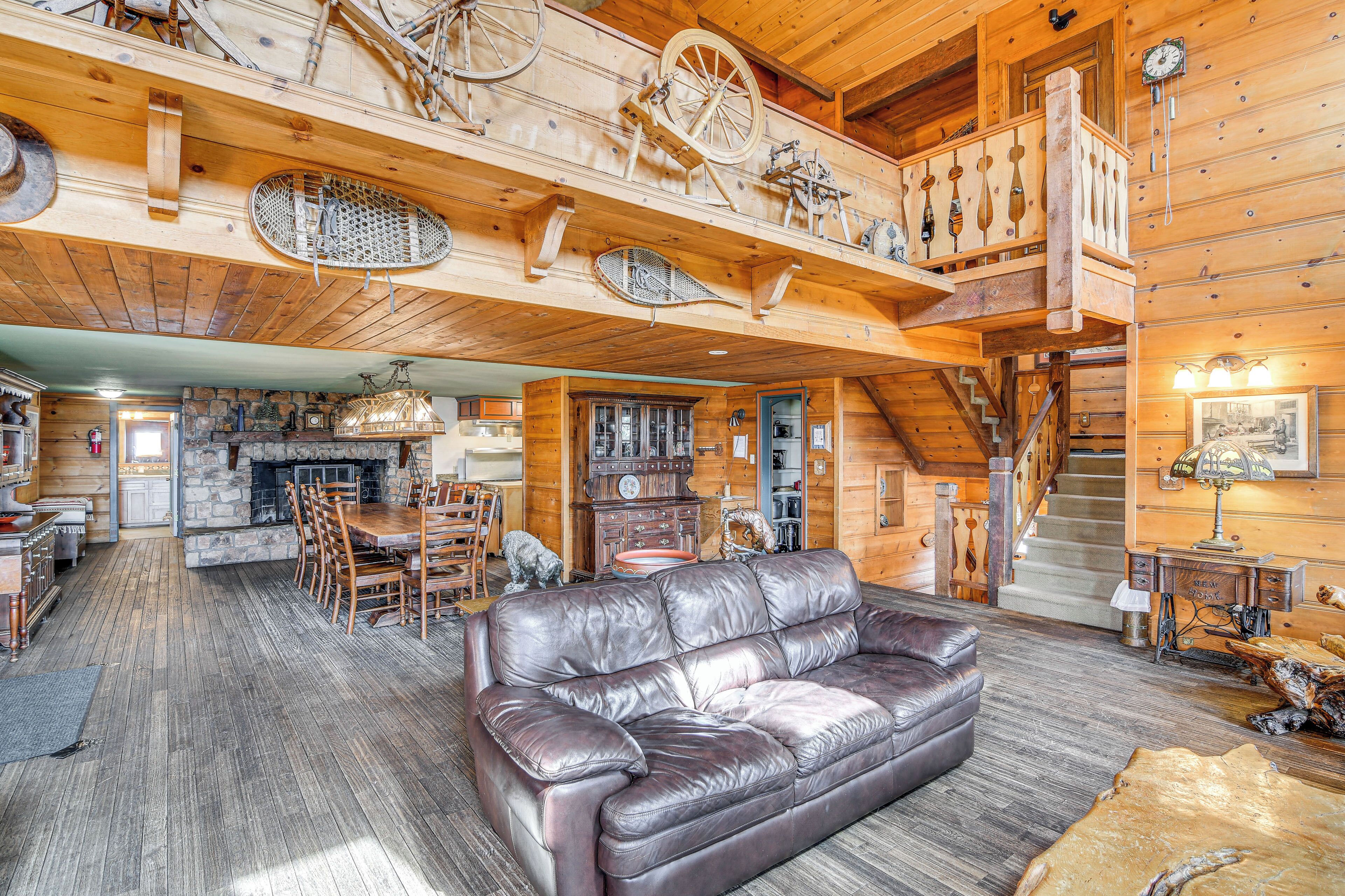 Tv, pejs, bordfodbold, bøger