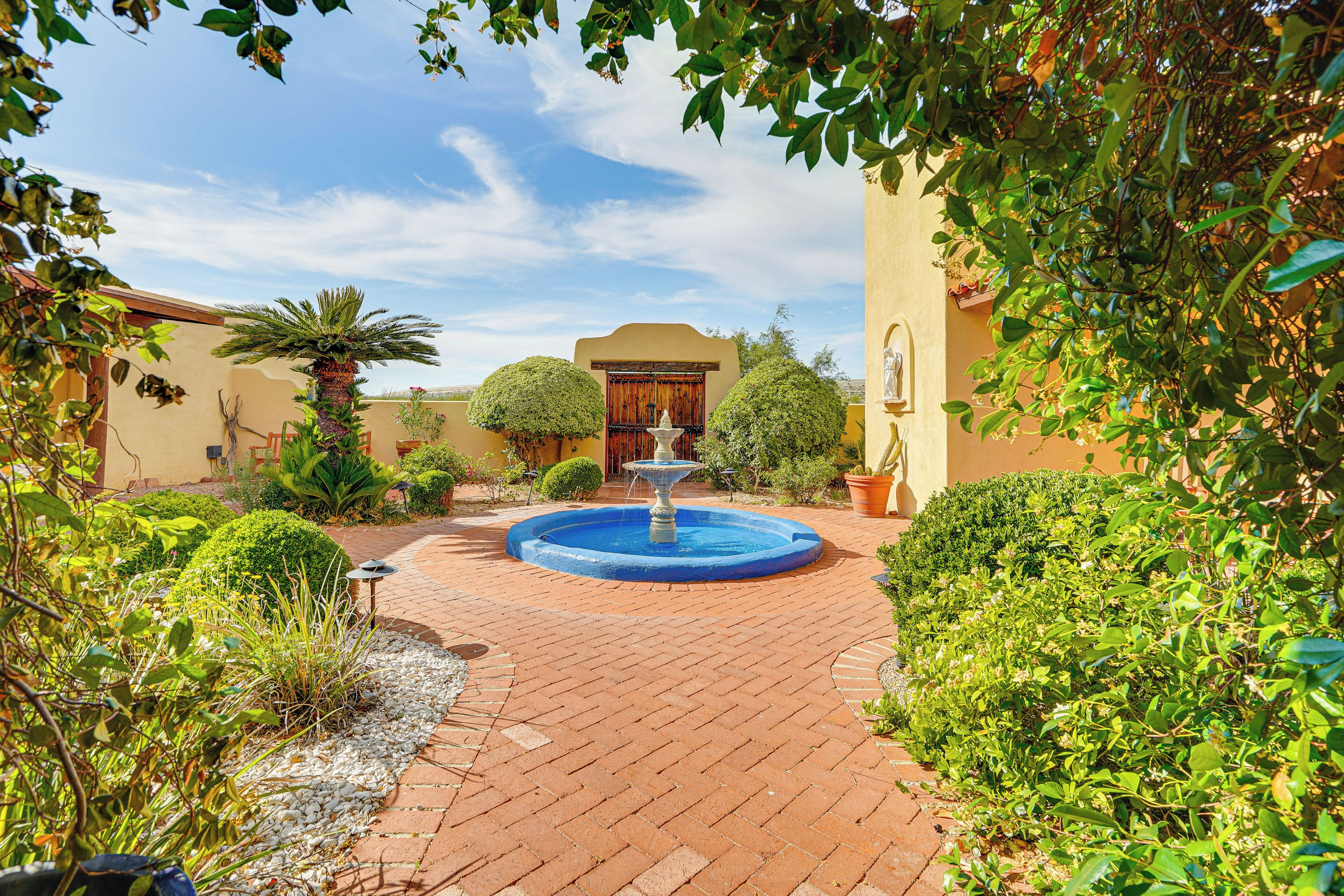Green Valley Mountain Oasis w/ Views: 4 Mi to Golf