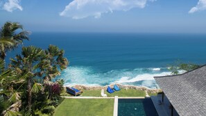 Luxury Villa, Beach View, Beachfront