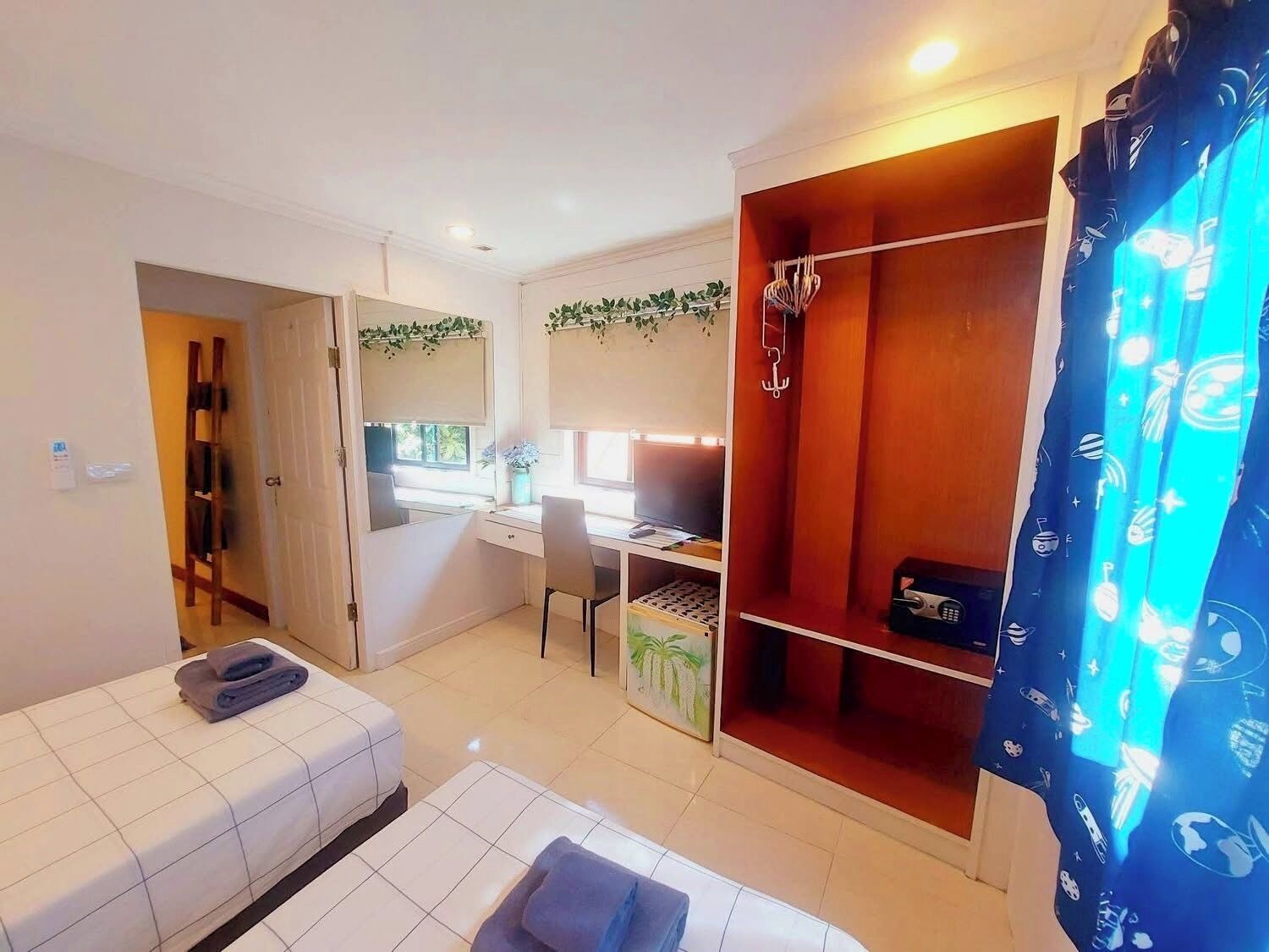 Familienzimmer, Gartenblick | Safe