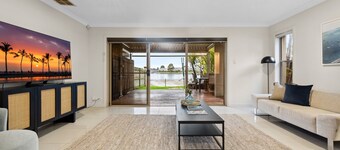 Modern 3-Bed with Pool & Water Views by Beach