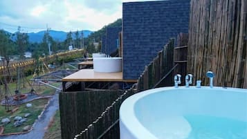 Cabin, Non Smoking | 1 bedroom