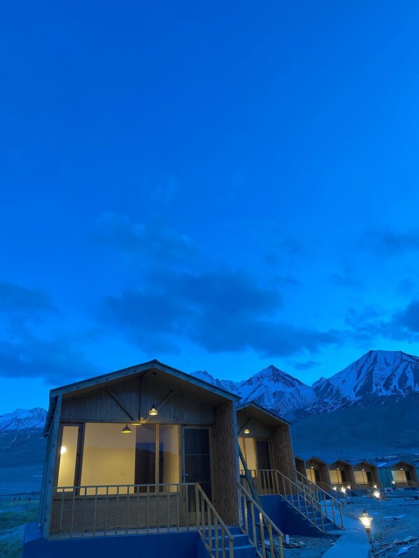 Front of property - Rangjon Resort (Leh)