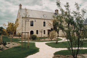 Exterior - Le Clos D'omaha, Domaine Éco-responsable Proche de la Plage D'omaha Beach (Englesqueville-la-Percée)