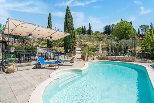 Villa in Monterotondo mit Pool & Tiberblick
