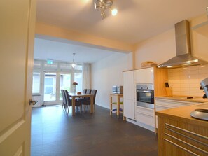 Microwave, oven, dishwasher, coffee/tea maker - Apartment in Posterholt near Meinweg Park (Posterholt)