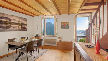Family Townhome, Multiple Bedrooms (Casa Angelina Panoramica - Monte Brè) | Dining