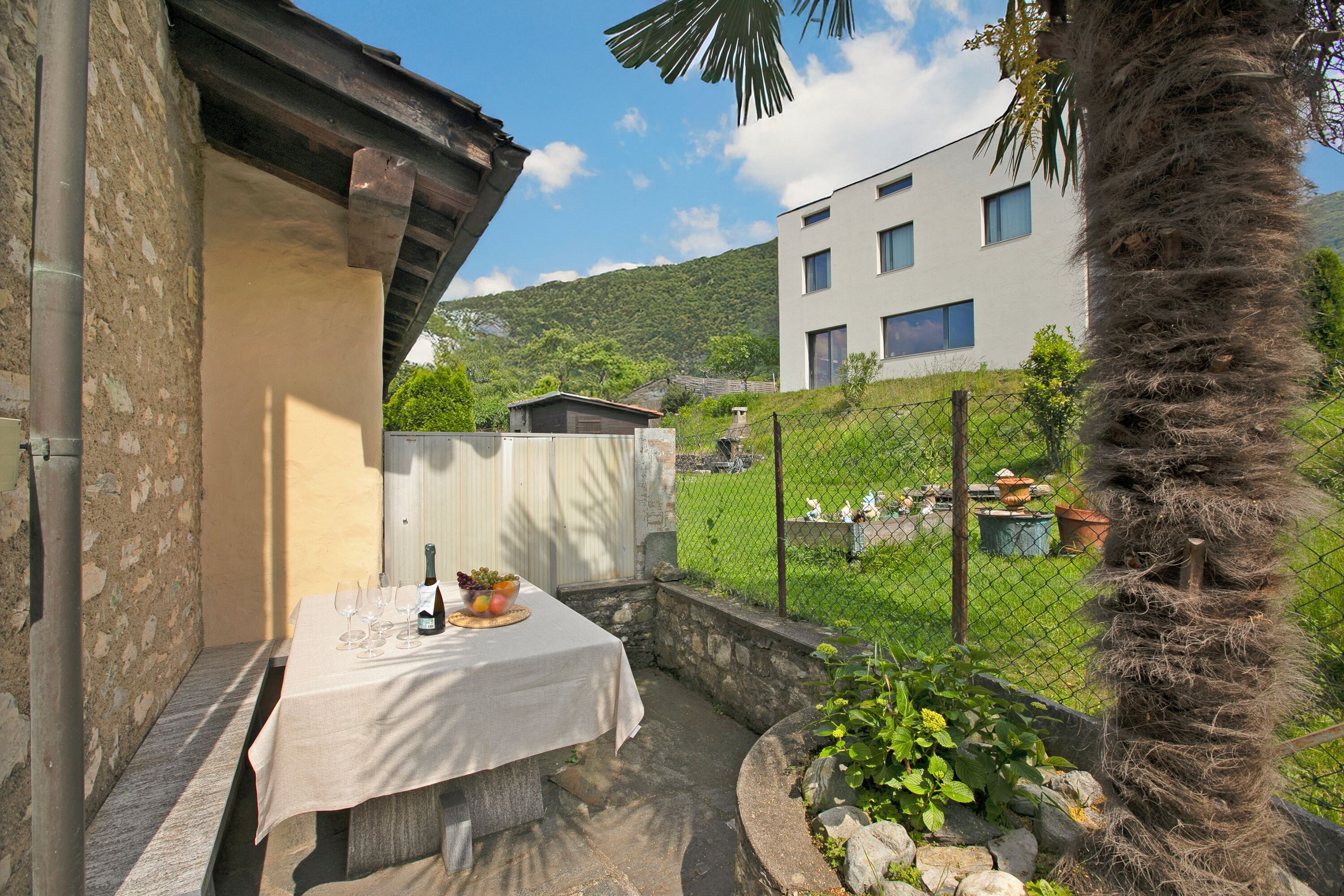 Family Townhome, Multiple Bedrooms (Casa Angelina Panoramica - Monte Brè) | Outdoor dining