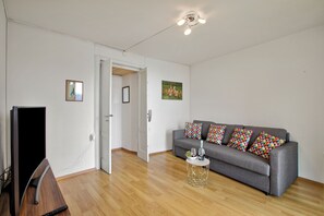 Familien-Stadtwohnung, Mehrere Schlafzimmer (Casa Angelina Panoramica - Monte Brè) | Wohnbereich