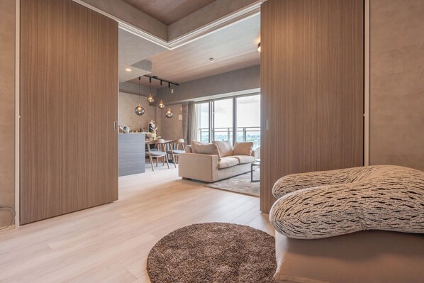 Kondominium Superior, beranda, pemandangan laut | Area keluarga | TV LCD