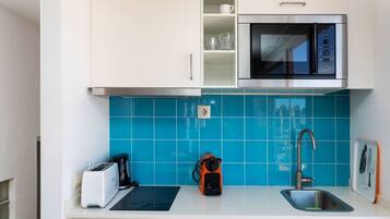 Fridge, microwave, oven, toaster