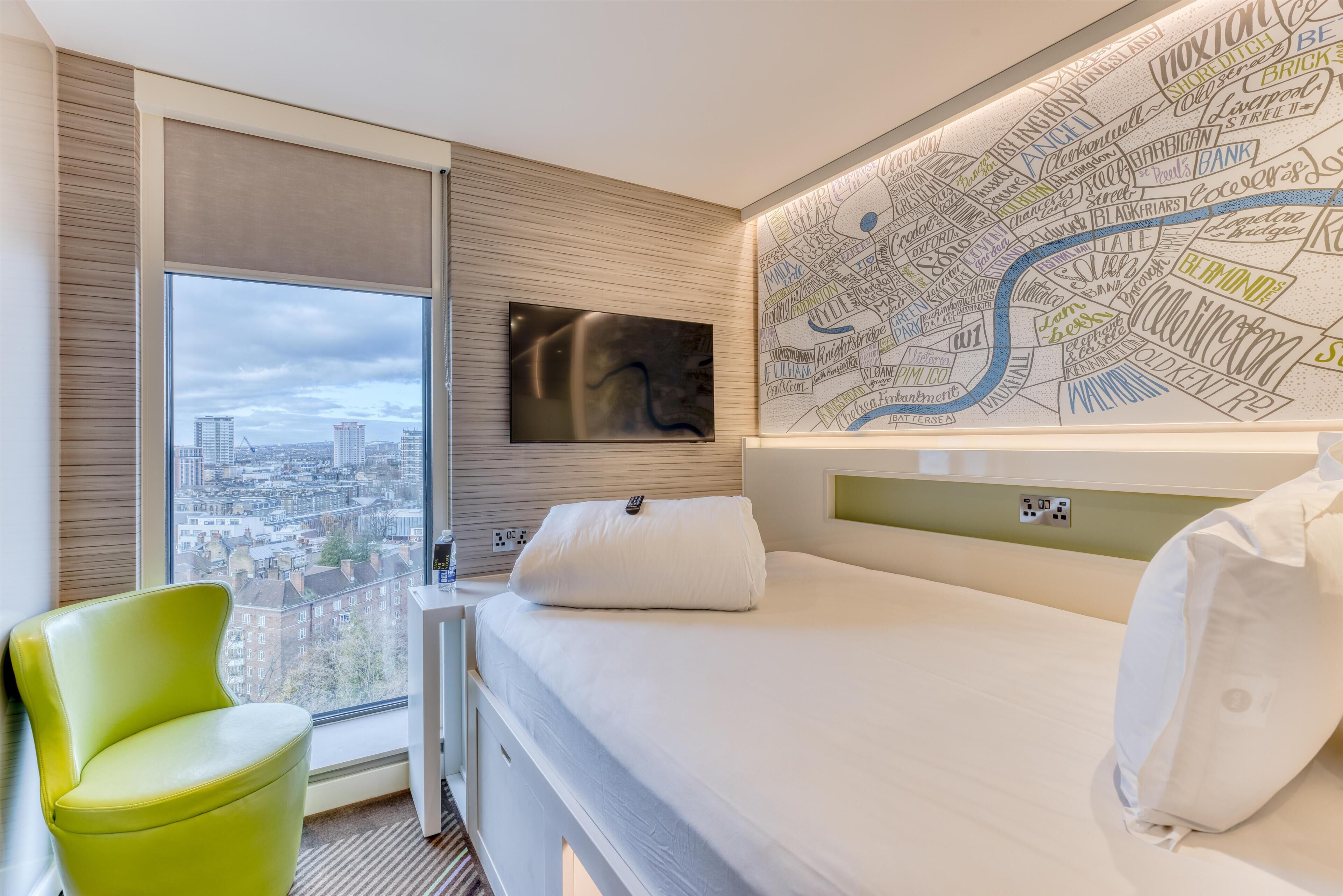 Standard Double Room | Bed sheets