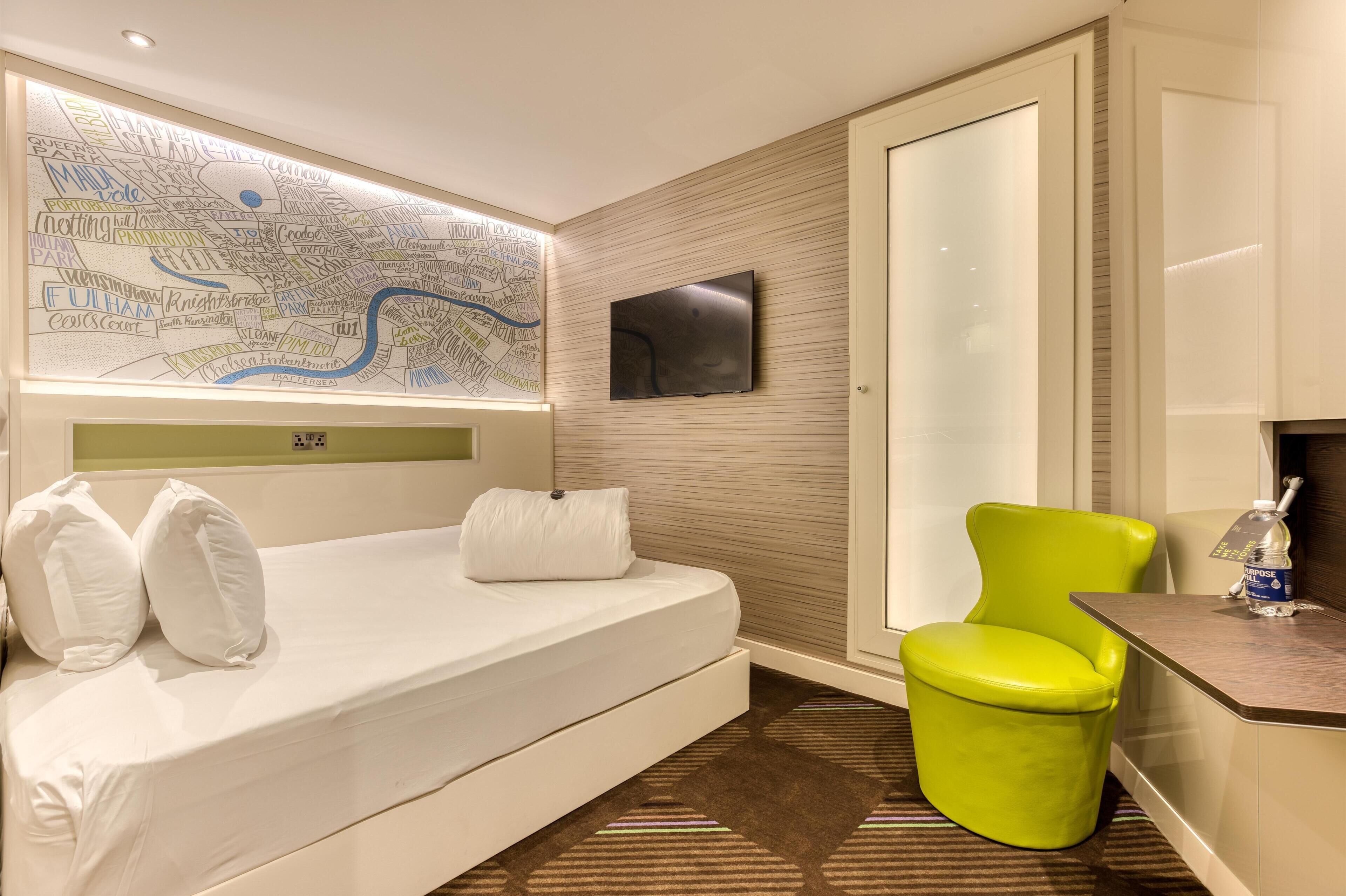 Standard Double Room, Roll-in Shower | Bed sheets