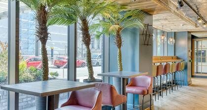 Hub By Premier Inn London Paddington - Paddington Station