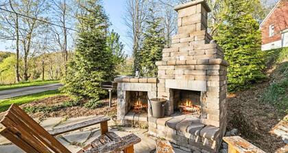 Secluded Tiny 1-BR close to town