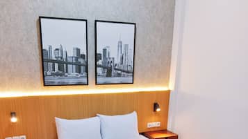 Standard Double Room | Desk, soundproofing, rollaway beds, free WiFi
