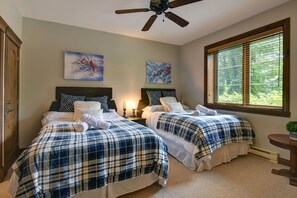 2 habitaciones, escritorio, wifi gratis y ropa de cama 