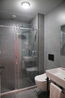 Quarto básico | Banheiro
