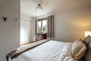 2 slaapkamers, een bureau, gratis wifi, beddengoed