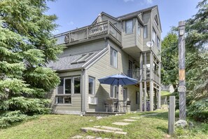Exterior - Cozy Lodge on the Mont Tremblant Ski Mountain (Mont-Tremblant)