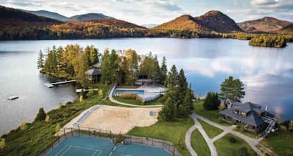 Luxurious Scandinavian Cottage + Private Jacuzzi