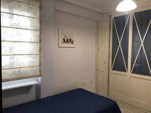 2 間睡房、熨斗/熨衫板、床單