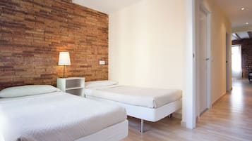 2 slaapkamers, een strijkplank/strijkijzer, wifi