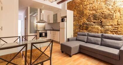 Apartment near Ramblas for families or friends