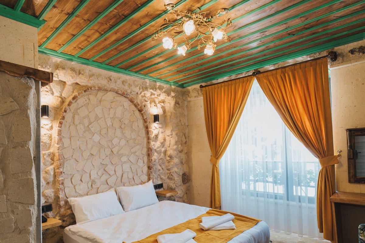 Deluxe Double Room, Garden View | 1 bedroom, Frette Italian sheets, premium bedding, down comforters
