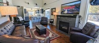Kimberley Mountain Duplex Chalet close to Golfing