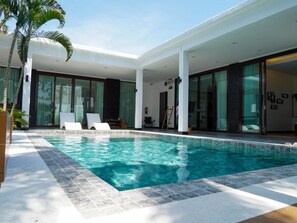 Exterior - RoomQuest HideAway Hua Hin (Hua Hin)