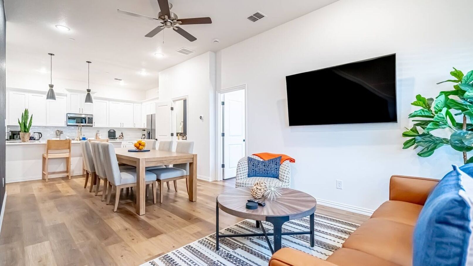 NEW Townhome by Stadiums—Rooftop Deck & Parking!