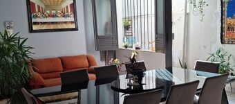 Quarto em casa compartilhada